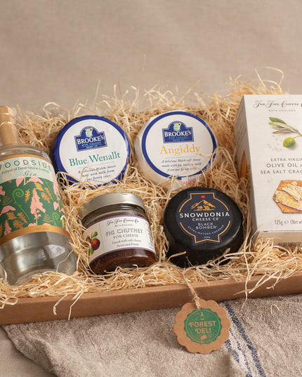 Best Ever Local Cheese & Gin Hamper