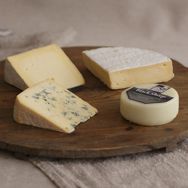 Caws Cenarth Cheese Selection
